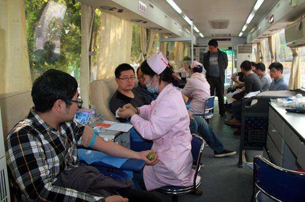競爭惡劣，獻血車價格也不能成為搶奪市場的主要因素